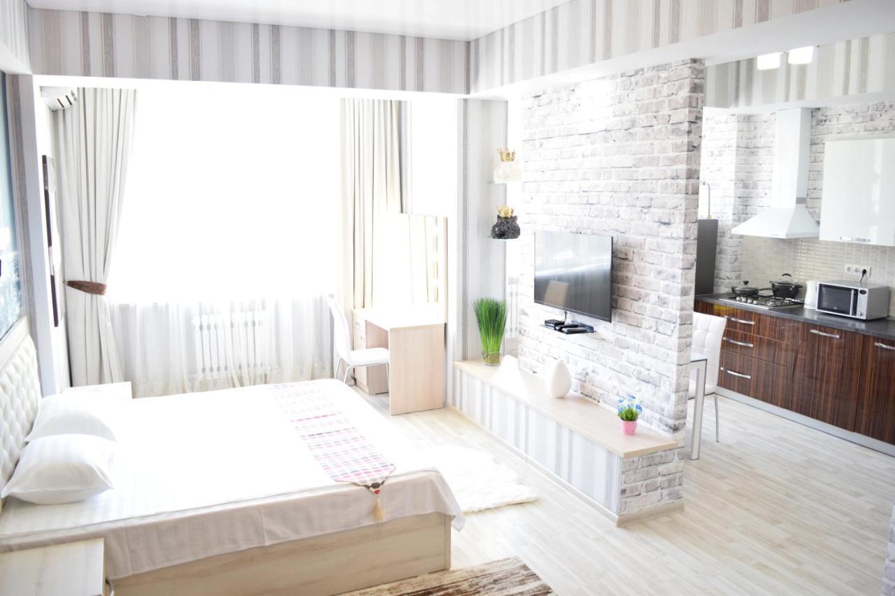 Studio Boutique Apartment Bișkek Exterior foto