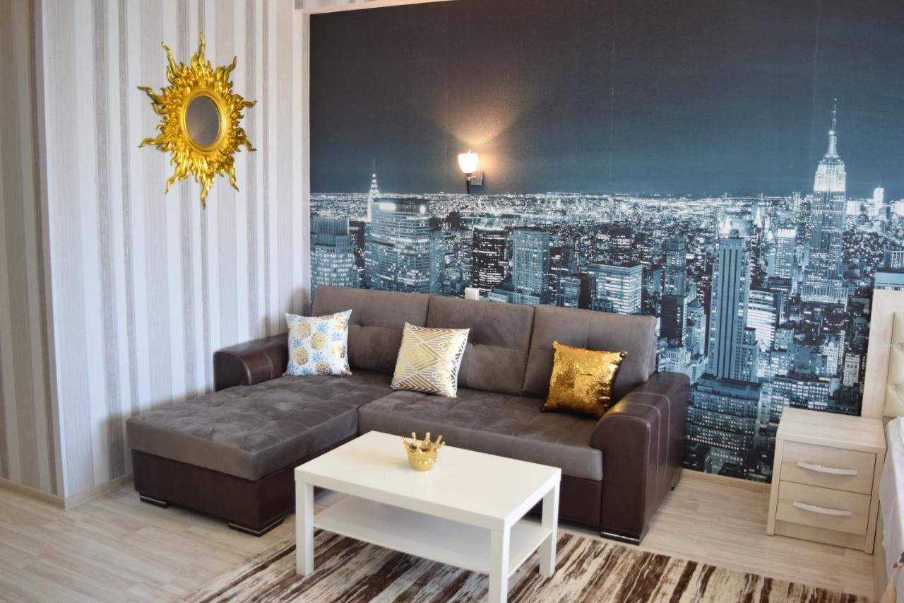 Studio Boutique Apartment Bișkek Exterior foto